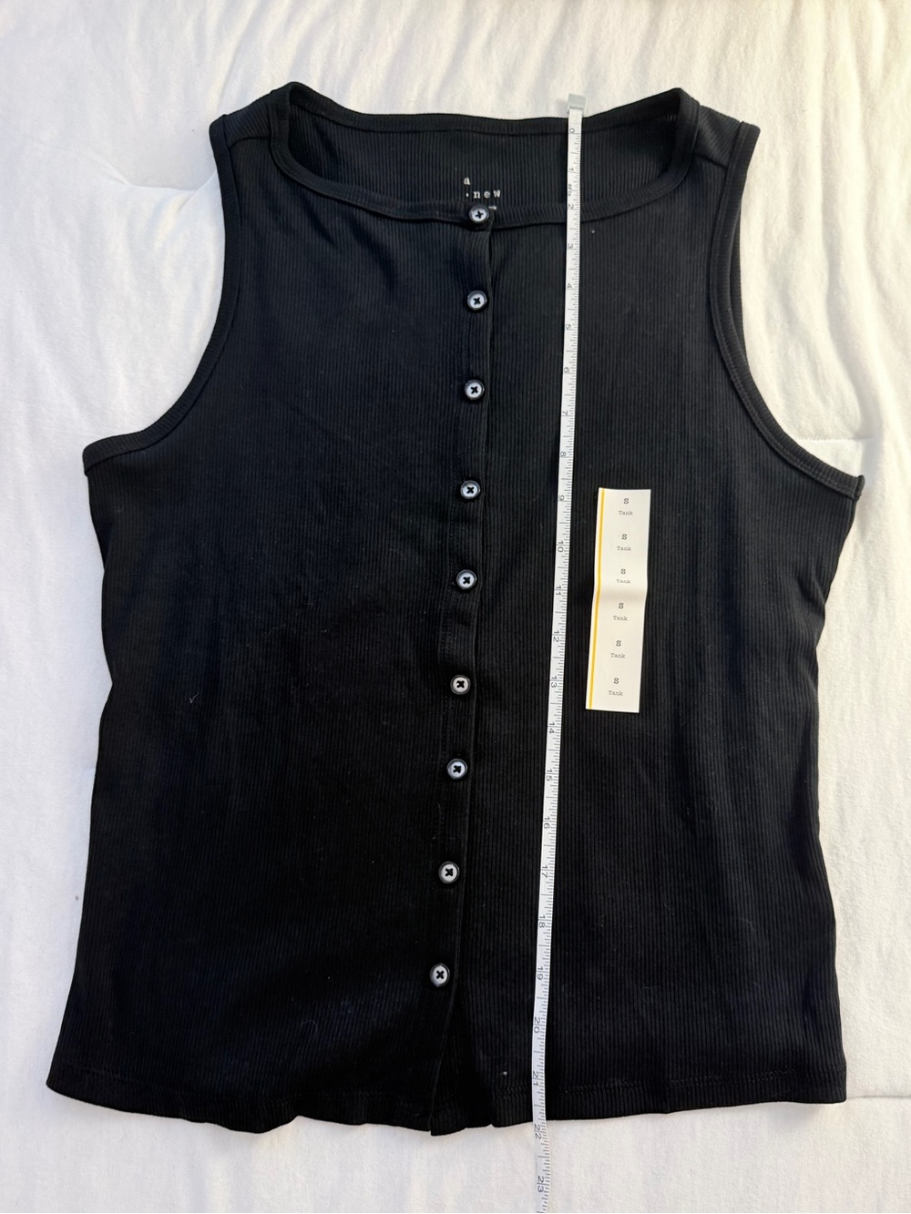 NWT Ribbed Button-Front Black Tank (Small) - Picture 4 of 5